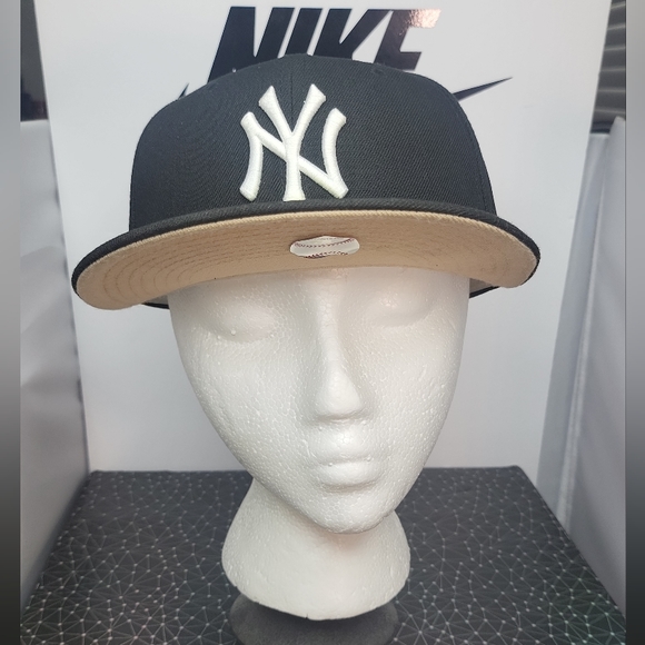 New Era Accessories 7 New Era 59fifty Yankees Custom Fitted Nug